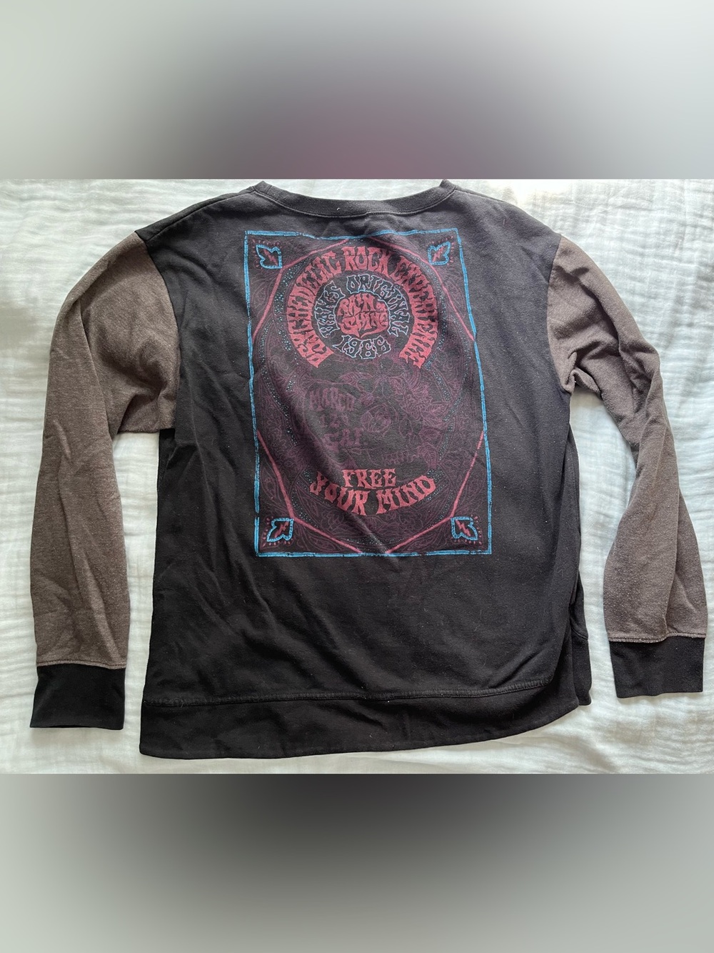 Vans Black Crewneck Sweatshirt Graphic Psychedelic Rock Free Your Mind
